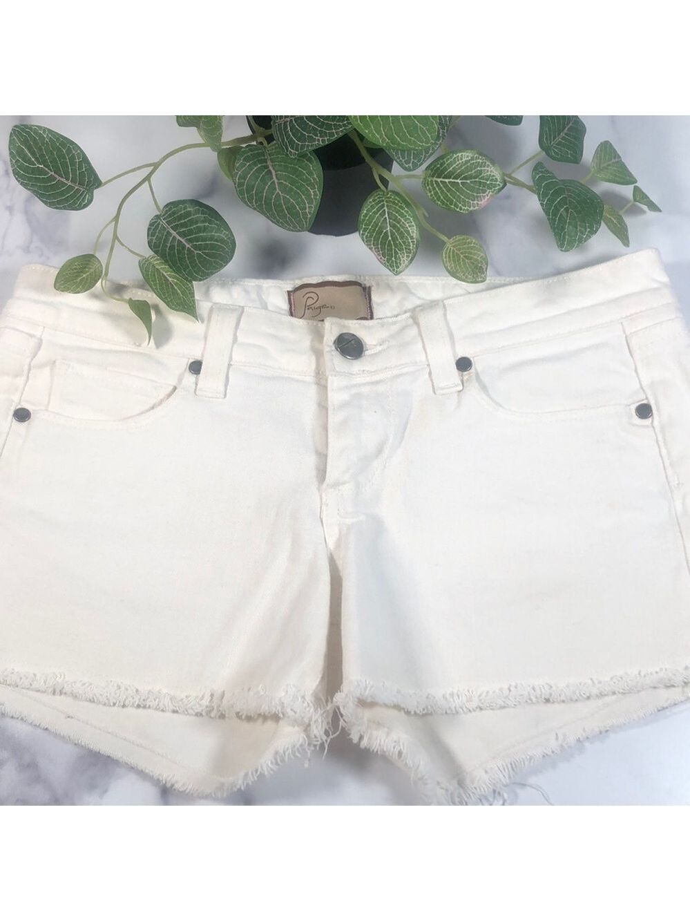 Paige White Denim Canyon Cut Off Shorts With Raw Edge Size 26
